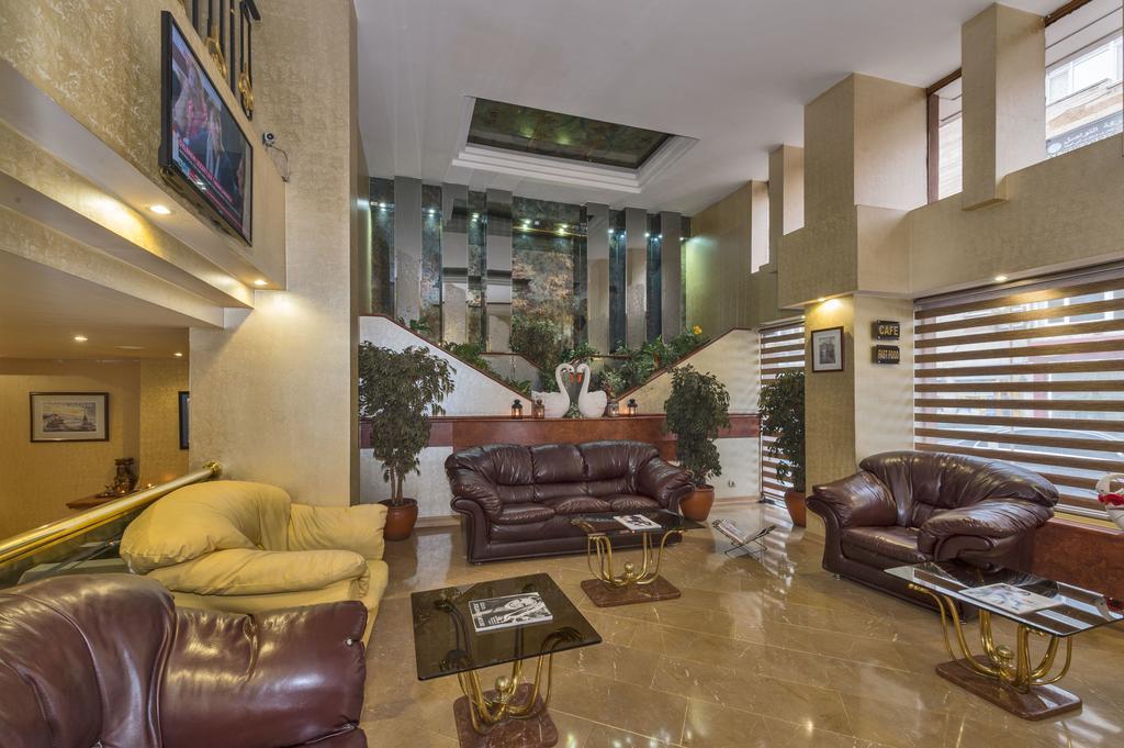 Beyaz Kugu Hotel Istanbul Exterior photo