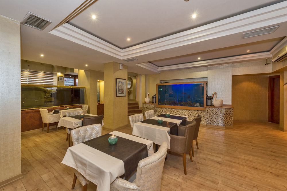 Beyaz Kugu Hotel Istanbul Exterior photo